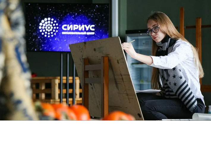 ОЦ «СИРИУС» приглашает на апрельскую образовательную программу по живописи
